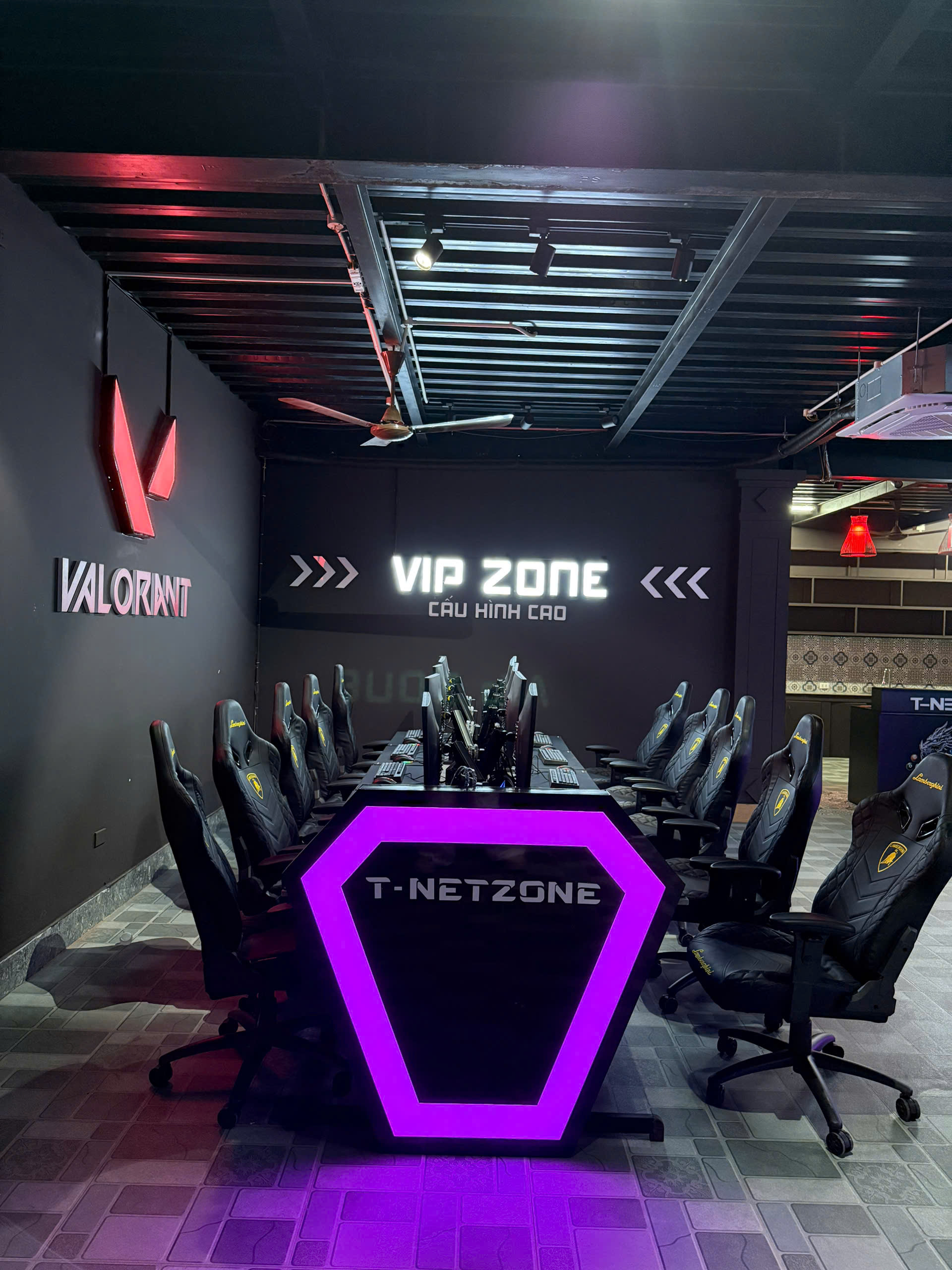VIP Zone (khu vực không hút thuốc)